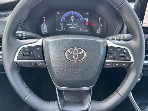 New 2026 Toyota Grand Highlander LE image 16