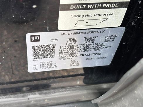 Certified 2023 GMC Acadia SLE w/ Driver Convenience Package image 26