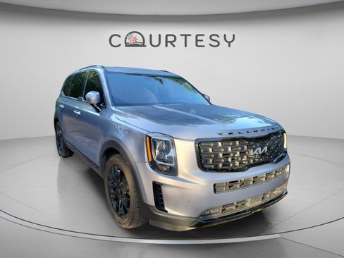 Used 2022 Kia Telluride SX w/ SX Prestige Package AWD/4WD image 24