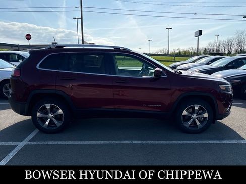 Used 2019 Jeep Cherokee Limited image 6