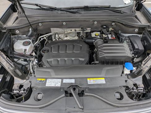 Certified 2025 Volkswagen Atlas SE AWD/4WD image 36
