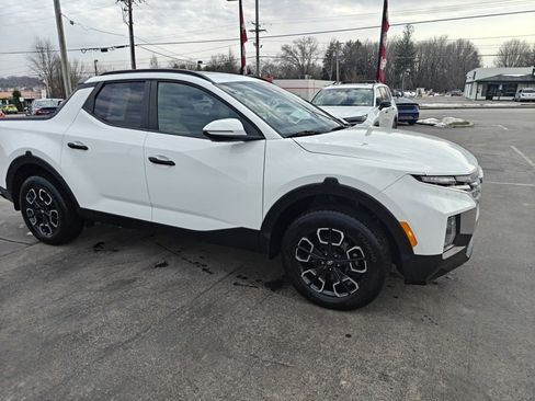 Used 2024 Hyundai Santa Cruz SEL w/ Activity Package image 7