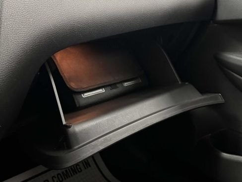Used 2021 Nissan Rogue Sport S FWD image 39