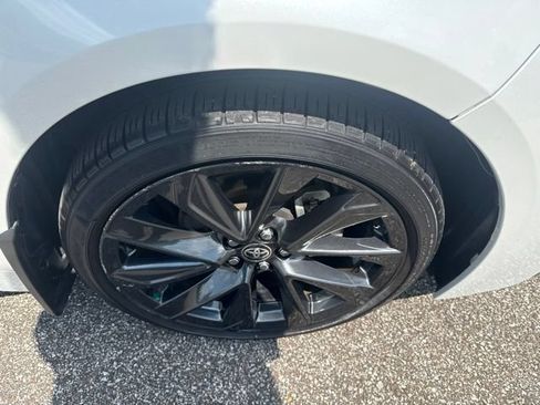 Used 2023 Toyota Corolla SE w/ SE Premium Package FWD image 13