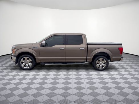 Used 2019 Ford F150 Lariat RWD image 2