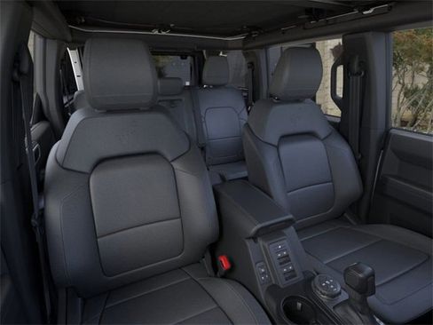 New 2025 Ford Bronco Outer Banks image 10