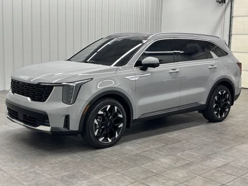 Used 2025 Kia Sorento SX FWD image 5