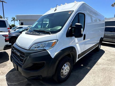 Used 2023 RAM ProMaster 2500 FWD image 4