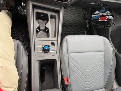 New 2026 Volkswagen Tiguan SE R-Line image 12