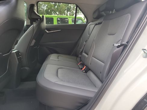 New 2025 Kia Niro SX image 10