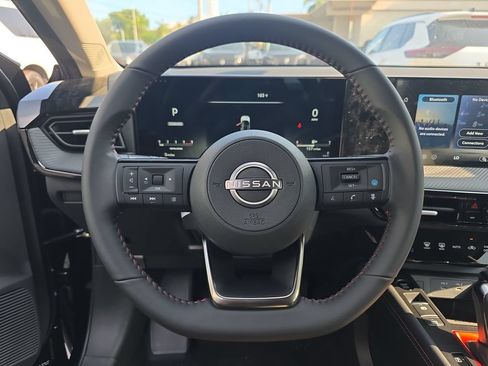 New 2026 Nissan Kicks SR AWD/4WD image 23