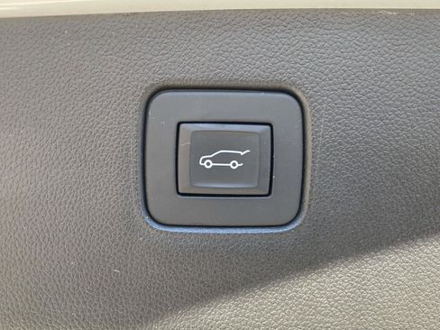 Used 2025 Buick Envista Avenir image 40