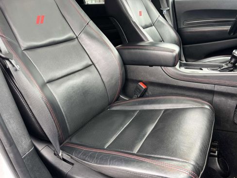 Used 2023 Dodge Durango GT image 27