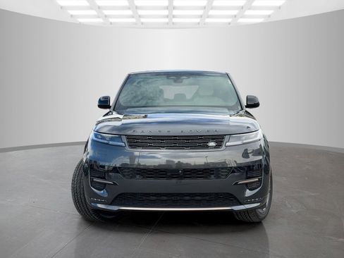 Used 2025 Land Rover Range Rover Sport Dynamic SE image 2