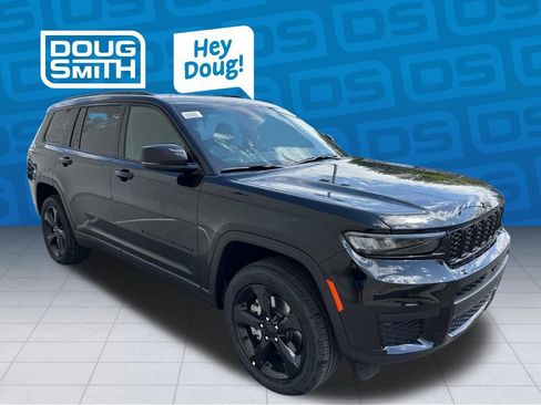 New 2025 Jeep Grand Cherokee L Laredo AWD/4WD image 7