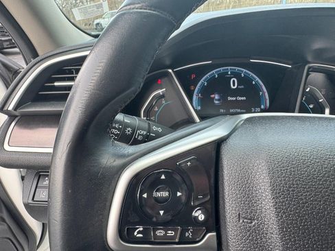 Certified 2019 Honda Civic EX image 19