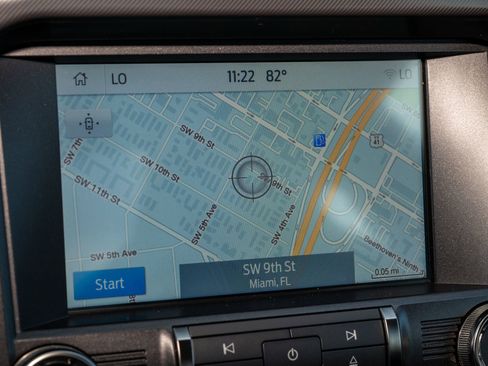 Used 2022 Ford Mustang Shelby GT500 w/ Technology Package image 28