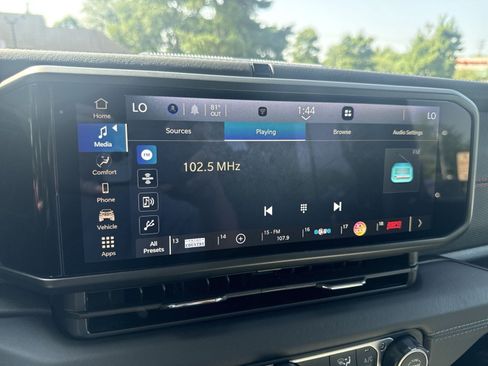 Used 2026 Jeep Gladiator Rubicon AWD/4WD image 18
