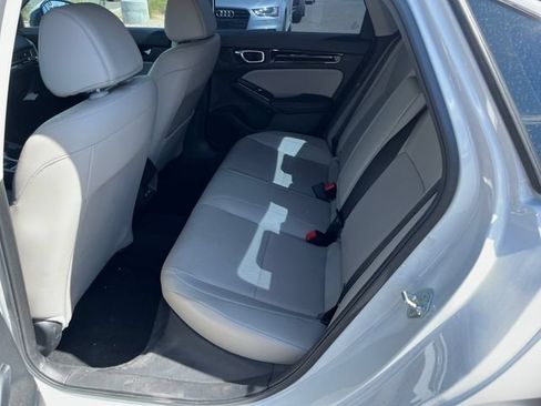 Used 2023 Honda Civic Touring image 3