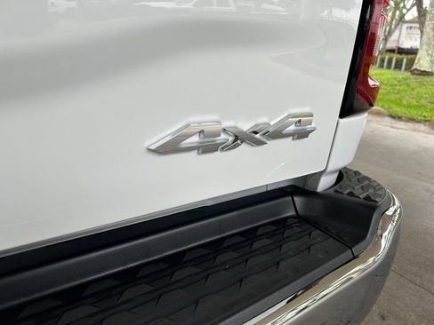 Used 2025 RAM 3500 Big Horn AWD/4WD image 22