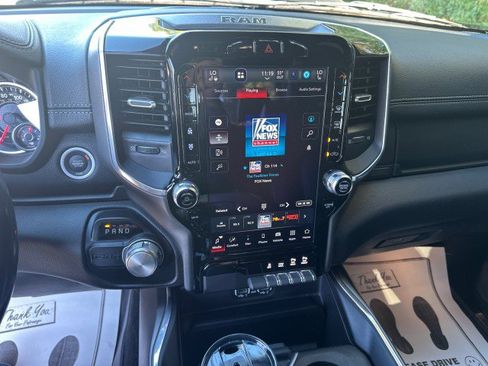 Used 2022 RAM 1500 Laramie w/ Sport Appearance Package image 16