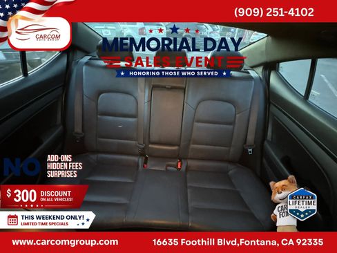 Used 2018 Hyundai Elantra Sport w/ Sport Premium Package 03 FWD image 45