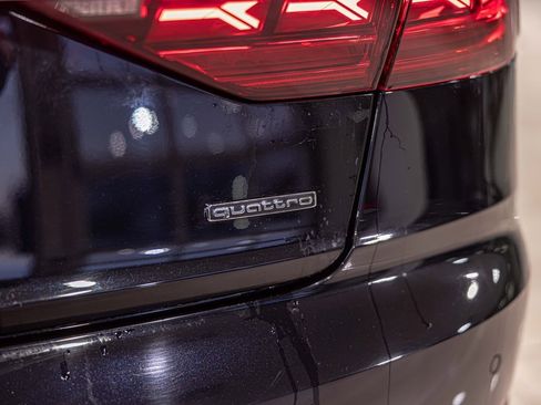 Used 2024 Audi A8 L 3.0T image 16