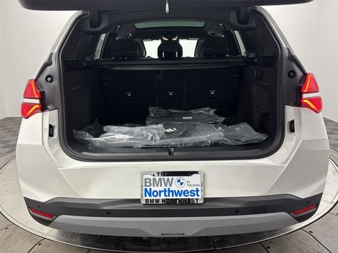 Used 2026 BMW X3 xDrive30 w/ Convenience Package AWD/4WD image 21
