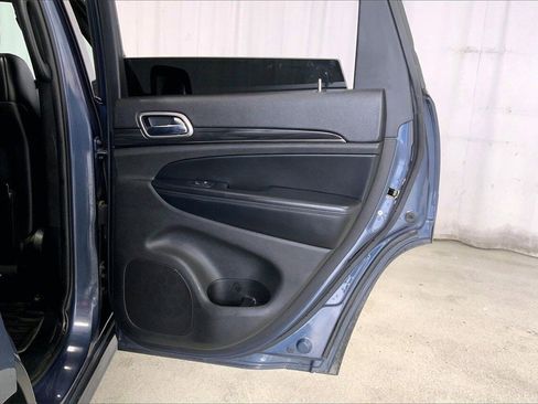 Used 2020 Jeep Grand Cherokee Limited X image 23