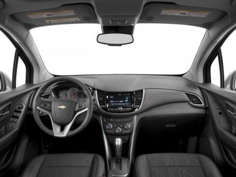 Used 2017 Chevrolet Trax LT w/ LT Convenience Package image 11