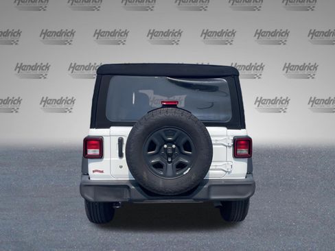 Used 2024 Jeep Wrangler Unlimited Sport AWD/4WD image 8
