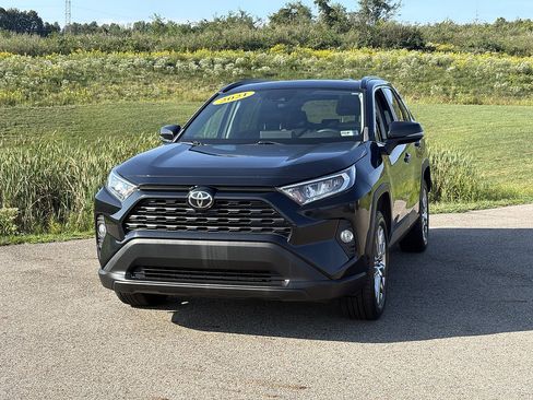 Used 2021 Toyota RAV4 XLE Premium AWD/4WD image 1