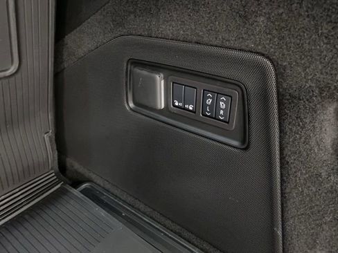 Used 2025 Cadillac Escalade V w/ LPO, ONYX Package AWD/4WD image 5