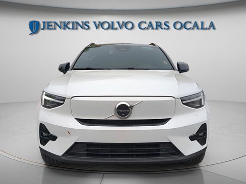 New 2024 Volvo XC40 Recharge Ultimate w/ Protection Package Premier image 3