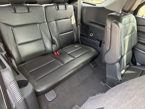 Used 2023 Ford Explorer XLT w/ Equipment Group 202A image 26