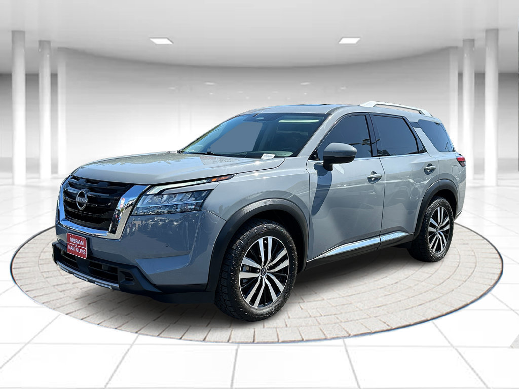 Used 2023 Nissan Pathfinder Platinum AWD/4WD image 1