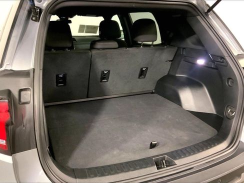 Used 2026 GMC Terrain Elevation AWD/4WD image 4