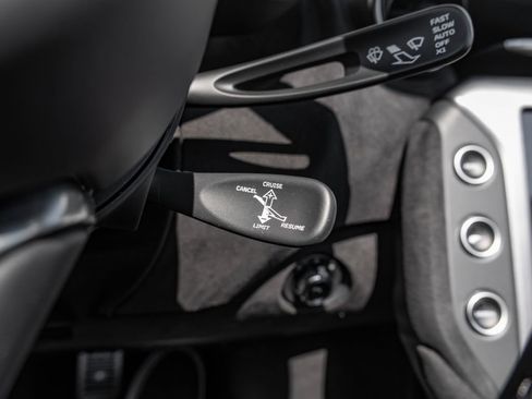 New 2026 McLaren 750S Spider RWD image 18