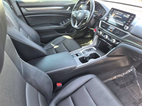 Used 2022 Honda Accord Sport image 16