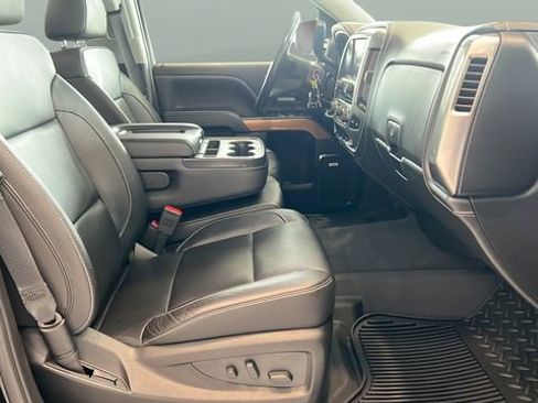 Used 2018 Chevrolet Silverado 1500 LTZ w/ Sport Package AWD/4WD image 22