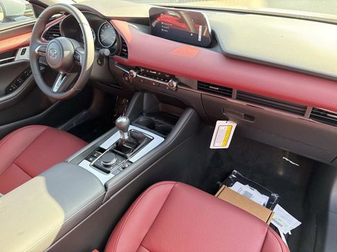 New 2026 MAZDA MAZDA3 2.5 S Hatchback w/ Premium Pkg image 29