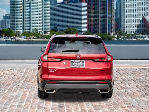 Certified 2025 Honda CR-V Sport-L image 7