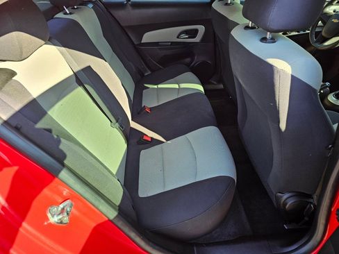 Used 2015 Chevrolet Cruze LS image 21