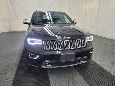 Used 2019 Jeep Grand Cherokee Overland AWD/4WD image 14