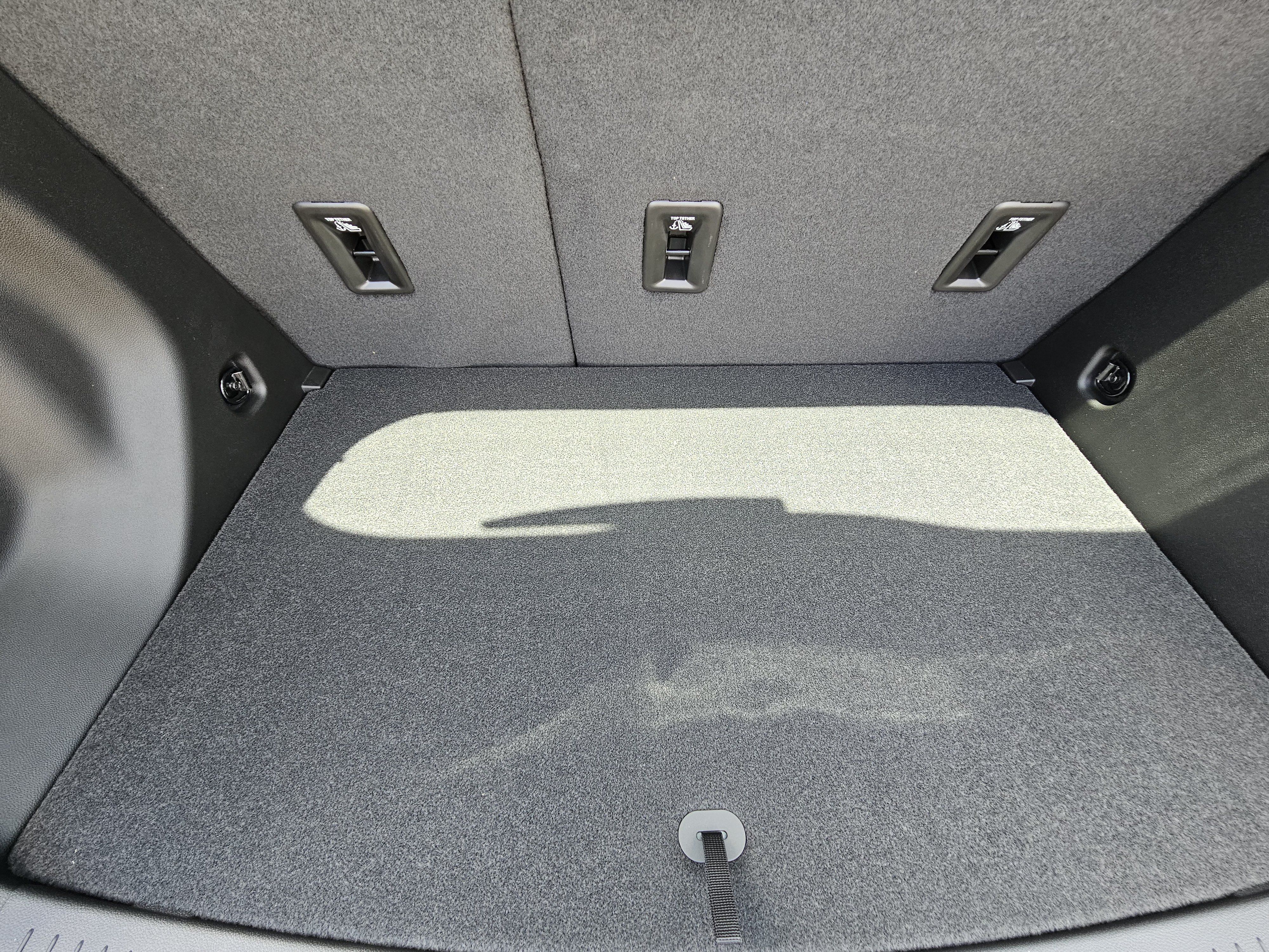 New 2027 Chevrolet Bolt LT w/ Comfort Package FWD image 24