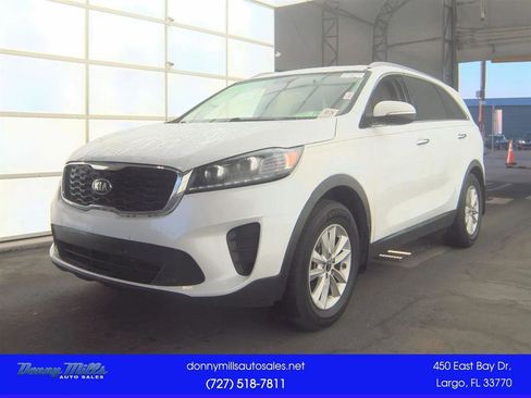 Used 2019 Kia Sorento LX w/ LX Convenience Package FWD image 1