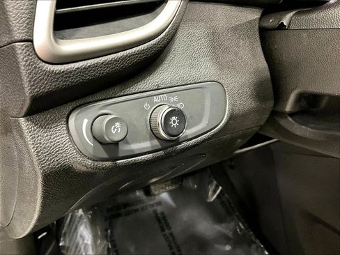 Used 2019 Chevrolet Trax LT FWD image 36