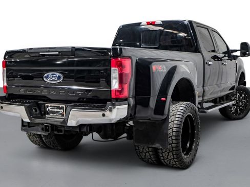 Used 2017 Ford F350 Lariat w/ Lariat Ultimate Package AWD/4WD image 6