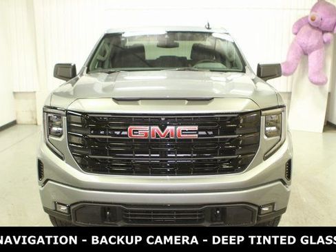 New 2025 GMC Sierra 1500 Elevation image 7