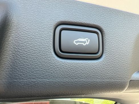 Used 2025 Hyundai Palisade SEL image 12